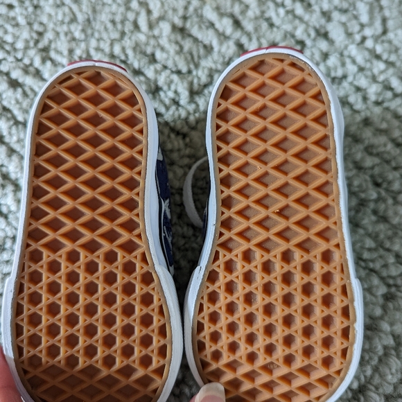 Vans authentic peanuts snoopy skate shoes size toddler 4 - Picture 6 of 6